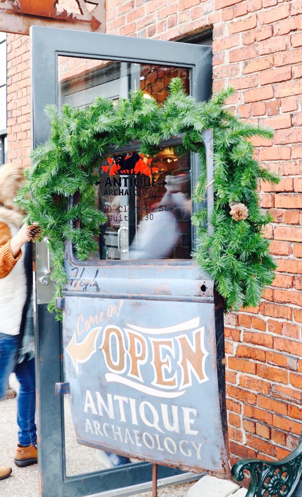 antique shop in Nashville Tennessee