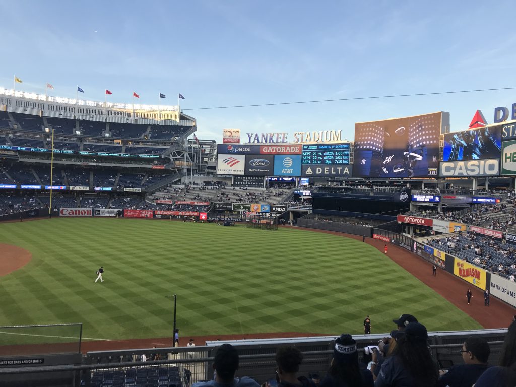 yankee stadium must do New York City activities