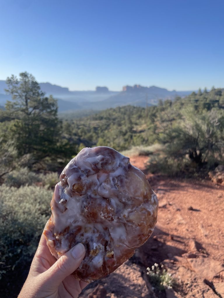 apple fritter from sedonuts 
