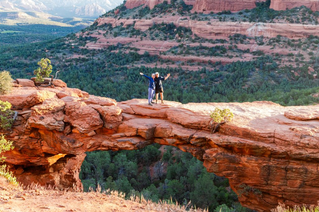 devils bridge hike in sedona arizona