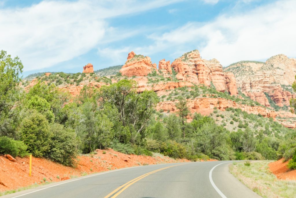 driving in sedona arizona